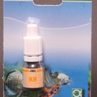 Akvaarioveden KH-kovuus täyttöpullo JBL-vesitestiin